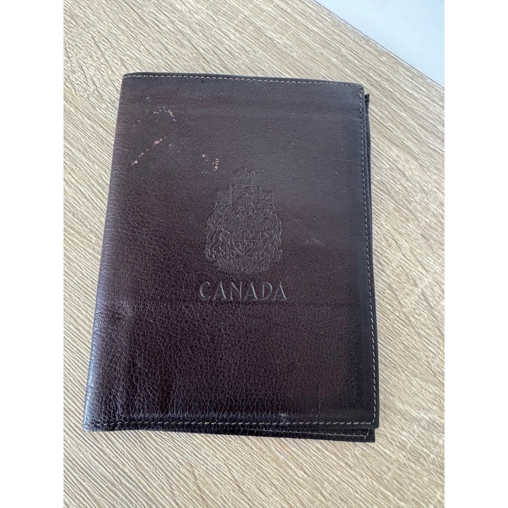 Vintage Buxton Brown Leather Canada Passport Holder Wallet Made in Canada